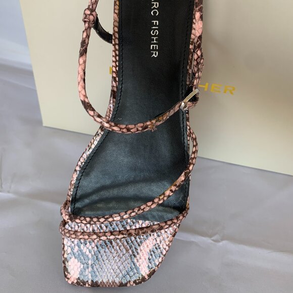 Marc Fisher Women's Mikal Flat Sandal Pink Black Size 8.5M - Picture 4 of 9